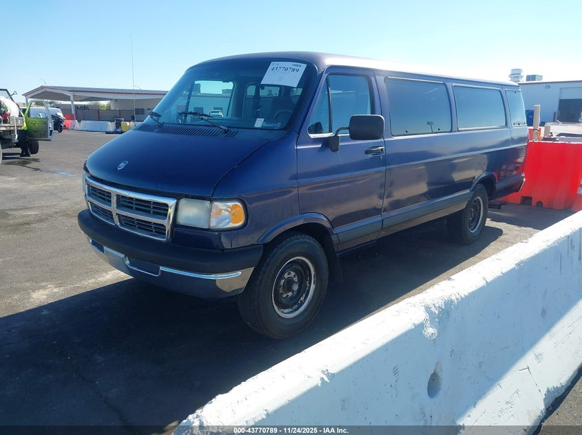 2B7KB31Z9VK576757 1997 DODGE RAM VAN photo no. 2