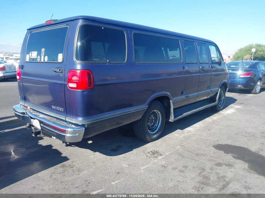 2B7KB31Z9VK576757 1997 DODGE RAM VAN photo no. 4
