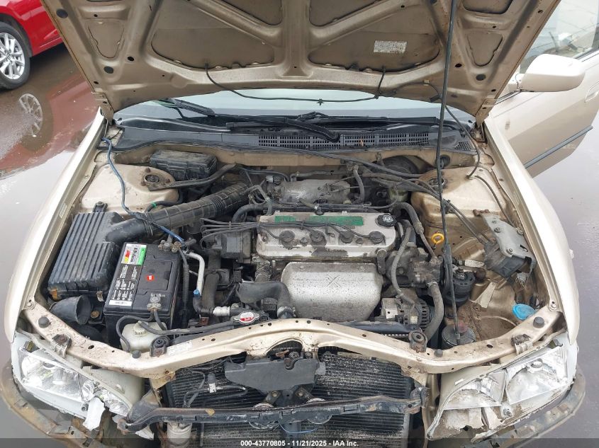 2000 Honda Accord 2.3 Lx VIN: 1HGCG6658YA132347 Lot: 43770805