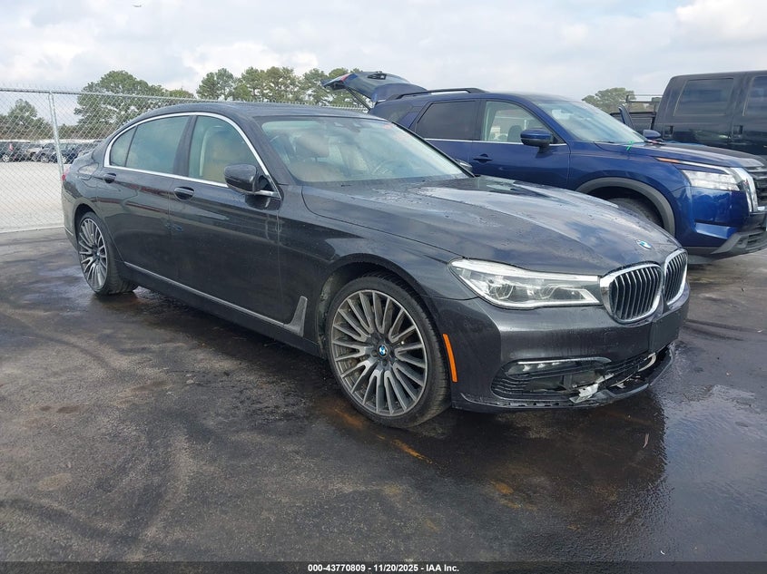 BMW 7 SERIES 750I