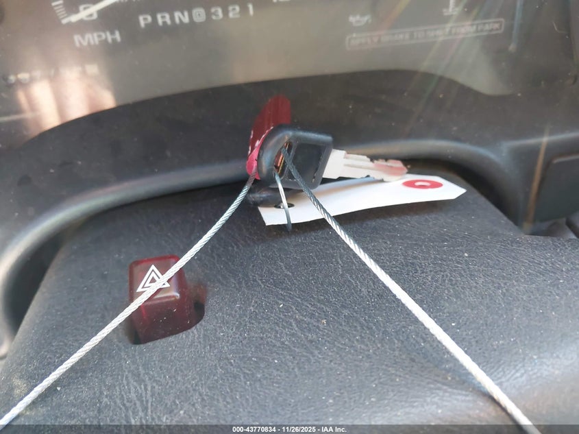 1996 Chevrolet Gmt-400 C1500 VIN: 2GCEC19W0T1171124 Lot: 43770834