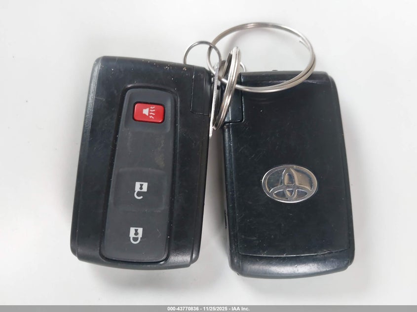 2005 Toyota Prius VIN: JTDKB20U253059705 Lot: 43770836