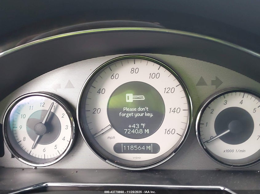 2009 Mercedes-Benz Cls 550 VIN: WDDDJ72X09A141035 Lot: 43770868