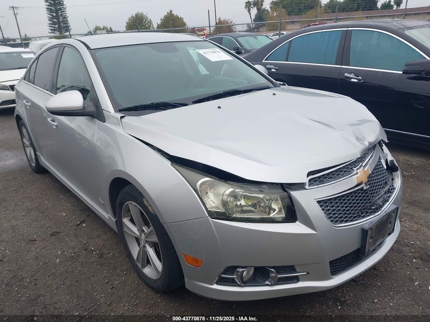 CHEVROLET CRUZE 2LT AUTO