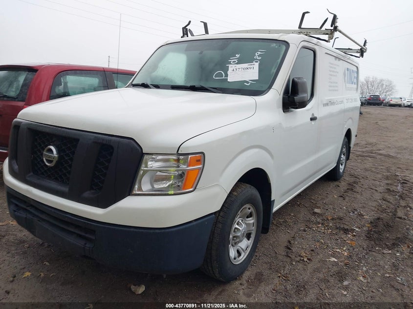 1N6BF0KY1GN810760 2016 NISSAN NV photo no. 2