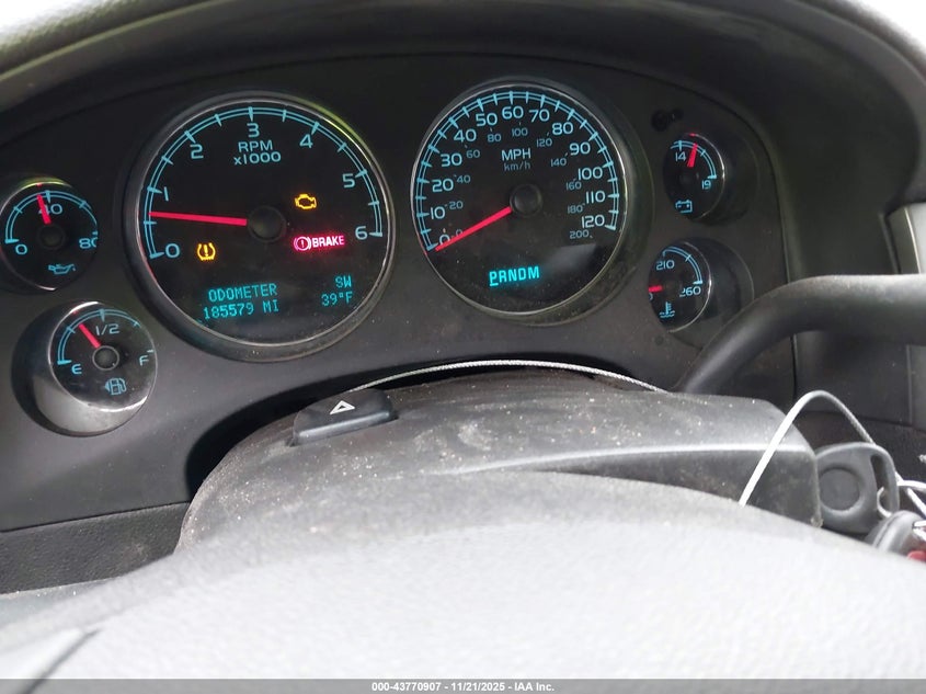 2009 Chevrolet Tahoe Special Services VIN: 1GNFK03009R261886 Lot: 43770907