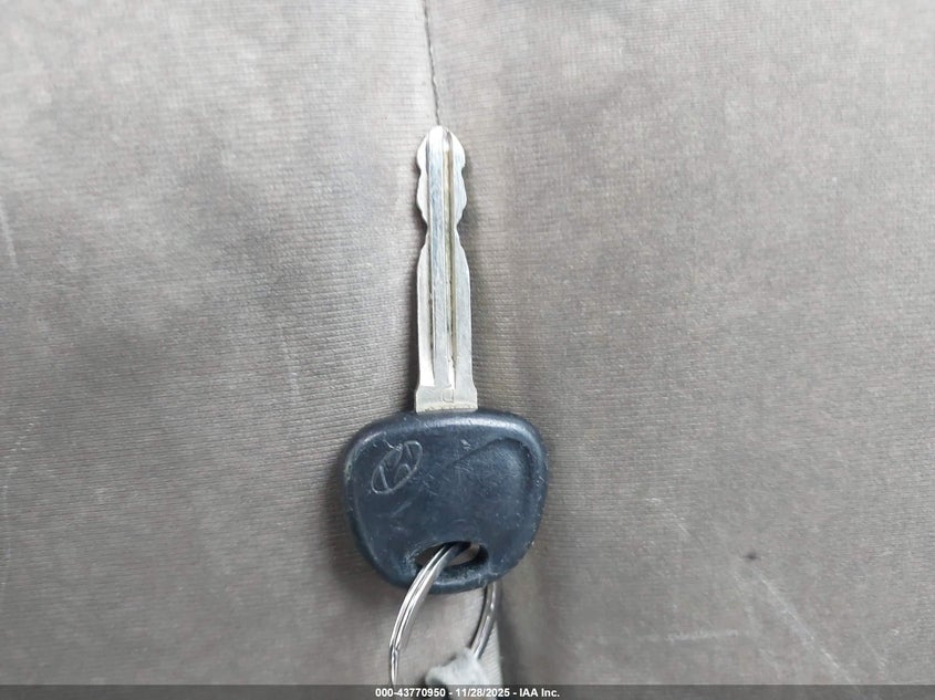 2010 Hyundai Elantra Gls VIN: KMHDU4AD5AU187093 Lot: 43770950