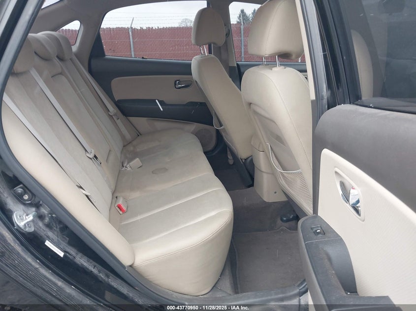 2010 Hyundai Elantra Gls VIN: KMHDU4AD5AU187093 Lot: 43770950