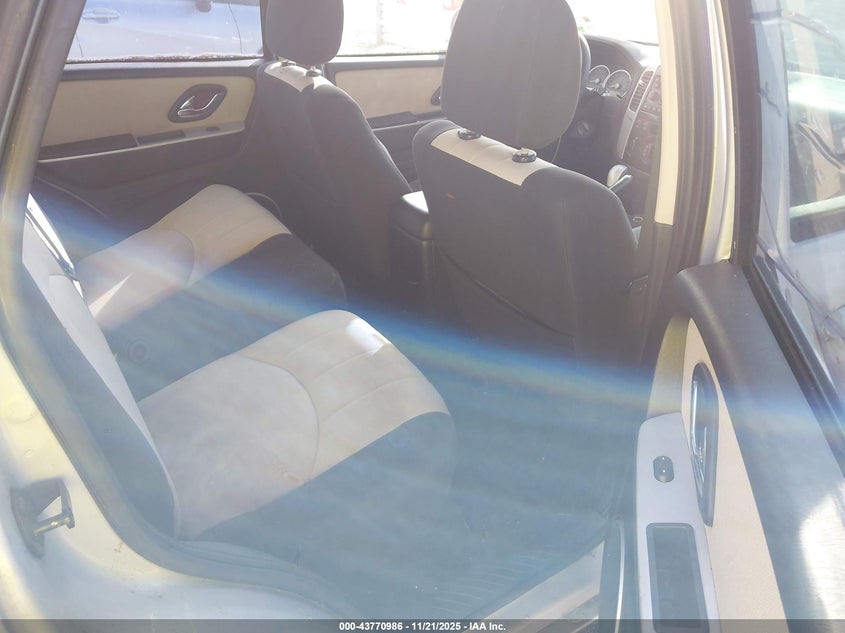 2005 Mercury Mariner Convenience VIN: 4M2YU56Z05DJ32339 Lot: 43770986