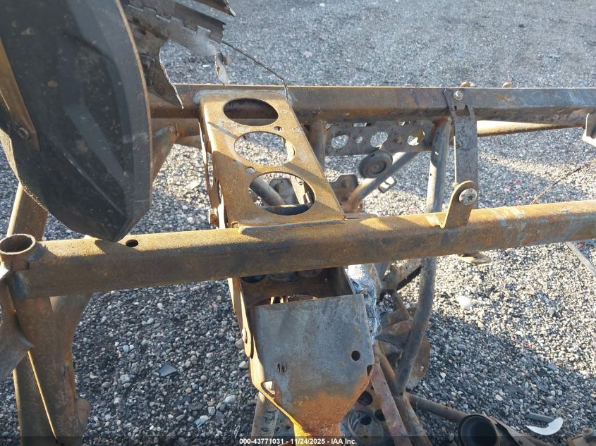 2015 Polaris Rzr S 900 Eps VIN: 3NSVBE876FF379917 Lot: 43771031