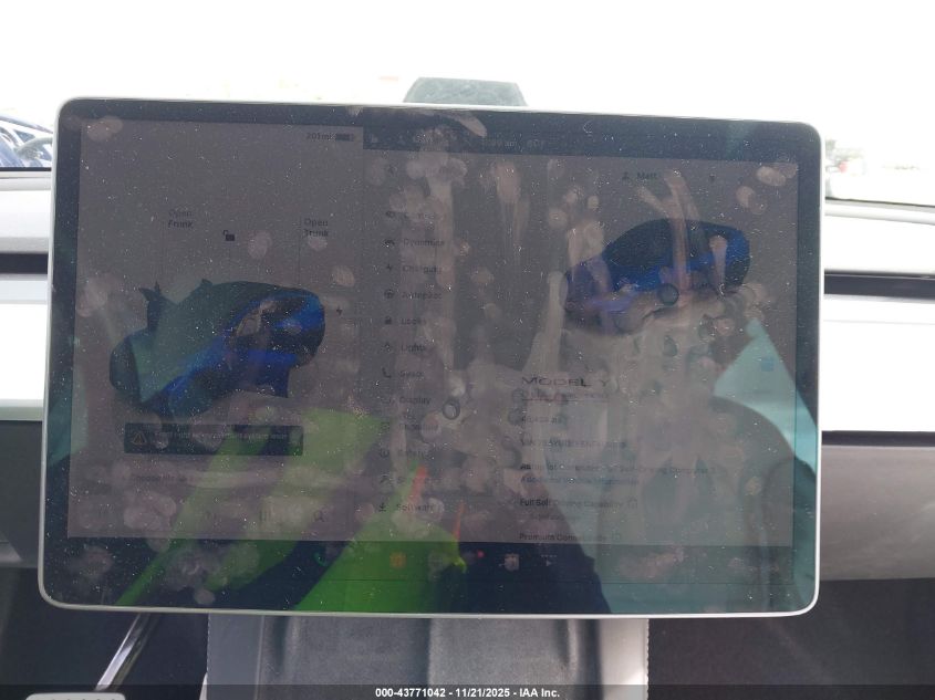 2022 Tesla Model Y Performance Dual Motor All-Wheel Drive VIN: 7SAYGDEF5NF409819 Lot: 43771042