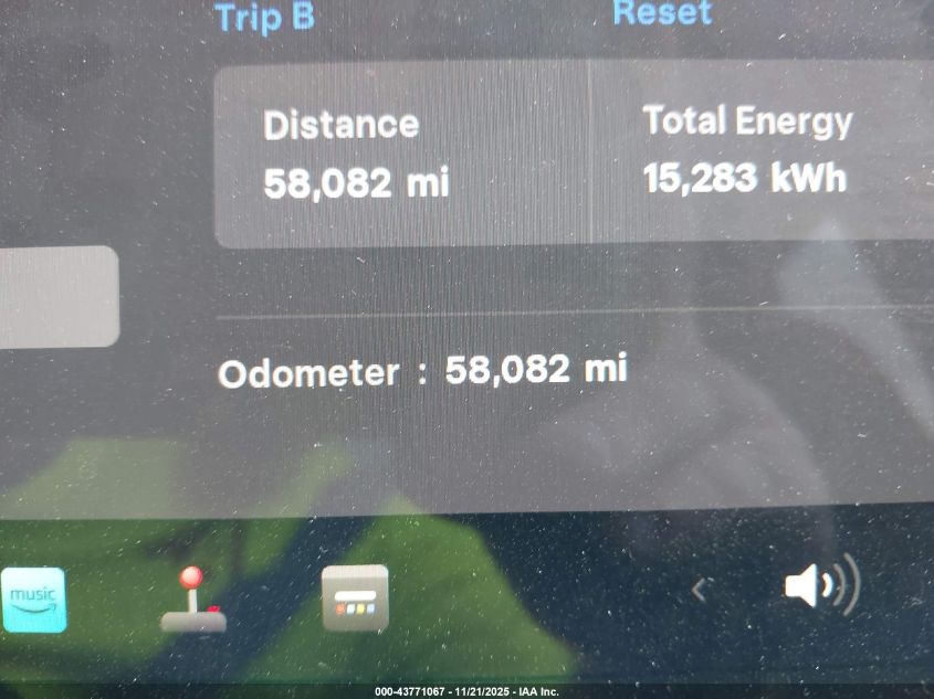 2024 Tesla Model Y Long Range Dual Motor All-Wheel Drive VIN: 7SAYGDEE6RA293752 Lot: 43771067