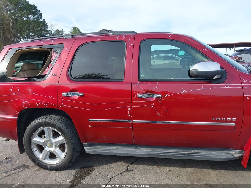 2010 Chevrolet Tahoe Ltz VIN: 1GNUKCE0XAR217887 Lot: 43771091