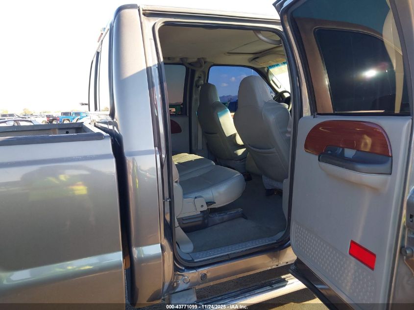 2006 Ford F-350 Lariat/Xl/Xlt VIN: 1FTWW31Y86ED21472 Lot: 43771099