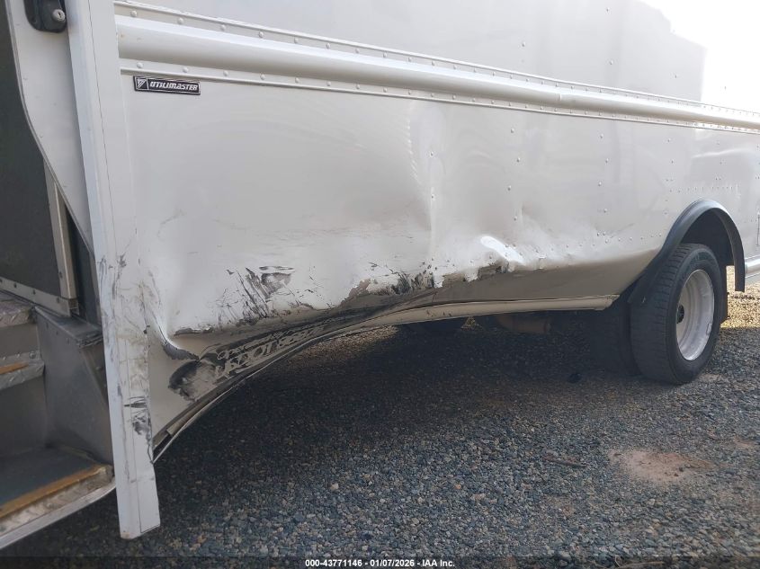 2022 Ford F-59 Commercial Stripped - 1F64F5KN4N0A03693