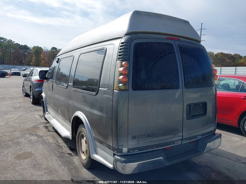 1GBFG15R9Y1214370 2000 CHEVROLET EXPRESS photo no. 3