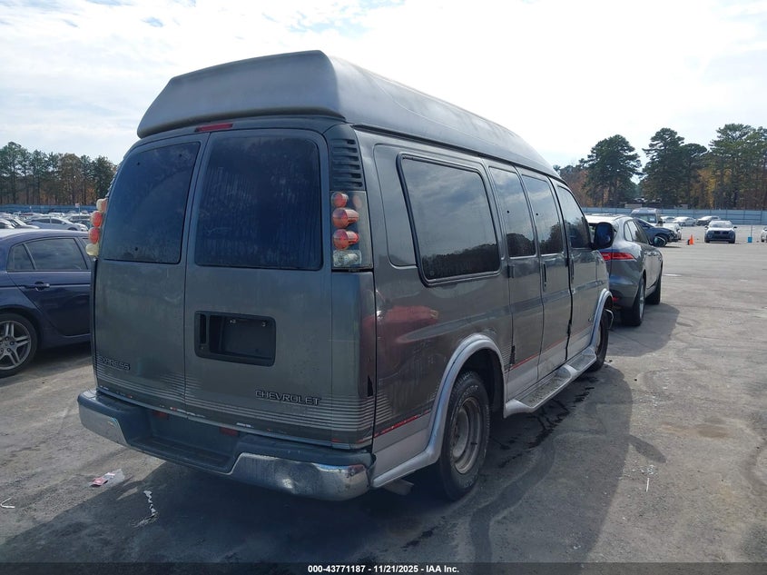 1GBFG15R9Y1214370 2000 CHEVROLET EXPRESS photo no. 4
