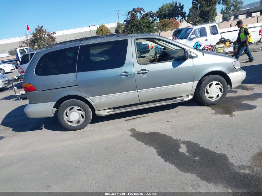 4T3ZF13C0WU031450 1998 TOYOTA SIENNA photo no. 4