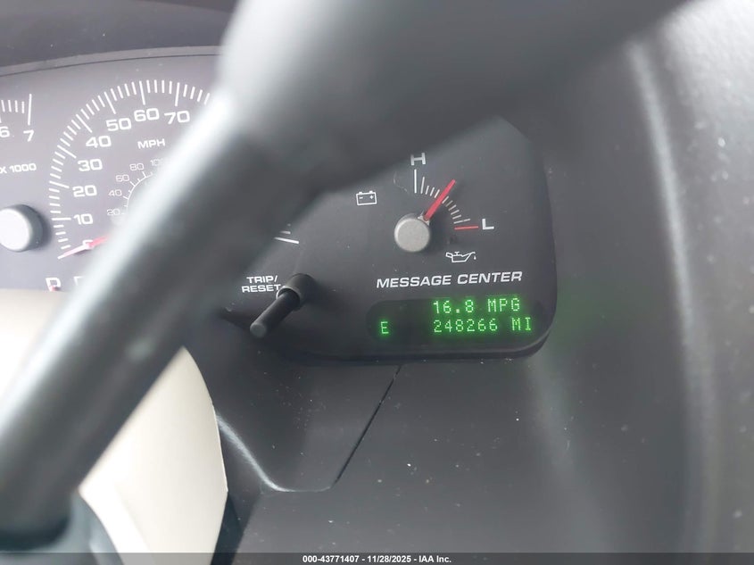 2004 Ford Expedition Xlt VIN: 1FMRU15W04LB66260 Lot: 43771407