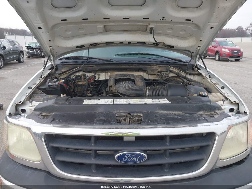 2000 Ford F-150 Lariat/Work Series/Xl/Xlt VIN: 1FTRX18L9YNA77116 Lot: 43771426