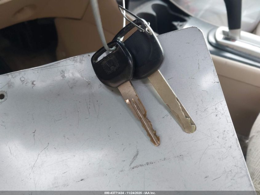 2003 Honda Civic Lx VIN: 1HGEM22563L007487 Lot: 43771434