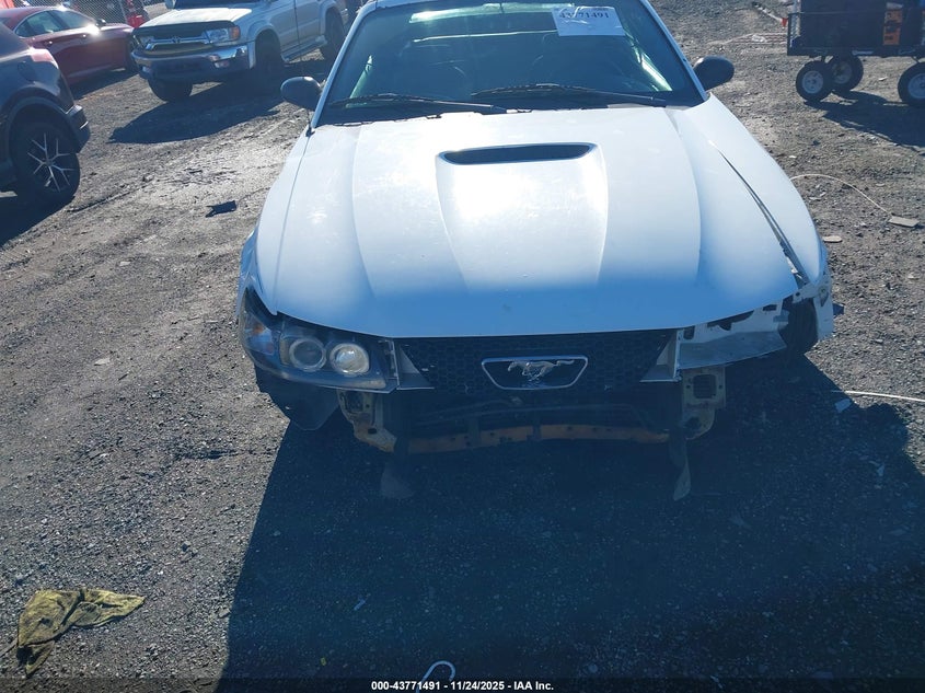 2000 Ford Mustang VIN: 1FAFP444XYF305403 Lot: 43771491