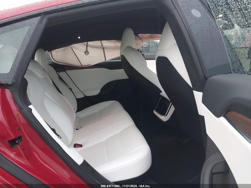 2022 Tesla Model S Dual Motor All-Wheel Drive VIN: 5YJSA1E59NF494027 Lot: 43771494