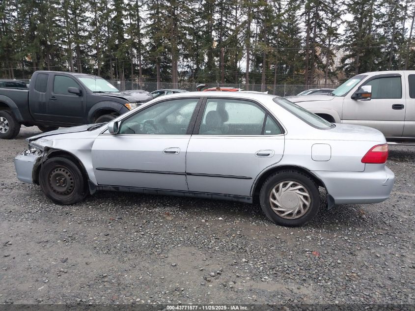 1998 Honda Accord Lx VIN: 1HGCG564XWA197084 Lot: 43771577