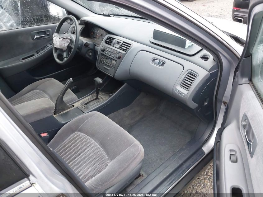 1998 Honda Accord Lx VIN: 1HGCG564XWA197084 Lot: 43771577