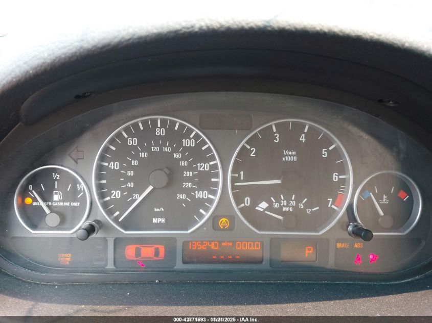 2004 BMW 330Xi VIN: WBAEW53424PN33588 Lot: 43771593