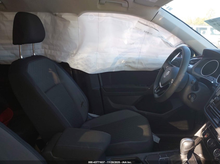 3VV1B7AX3LM140050 2020 VOLKSWAGEN TIGUAN photo no. 5