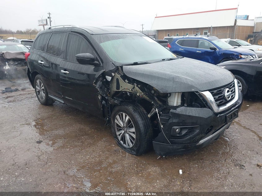 NISSAN PATHFINDER SV