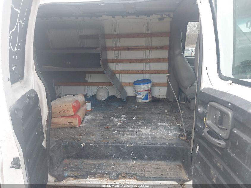 2001 GMC Savana Standard VIN: 1GTHG39R211109296 Lot: 43771780