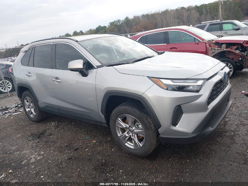 TOYOTA RAV4 HYBRID XLE