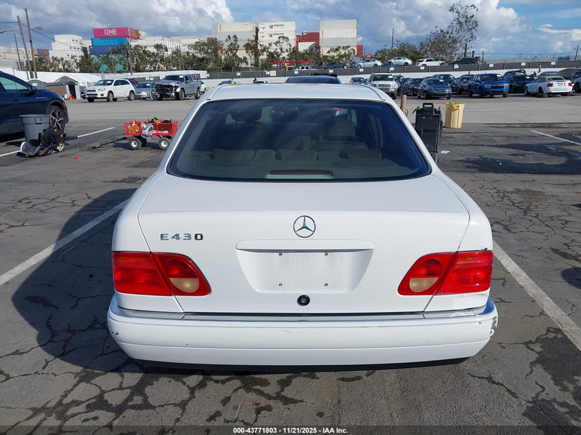 1999 Mercedes-Benz E 430 VIN: WDBJF70H7XA882580 Lot: 43771803
