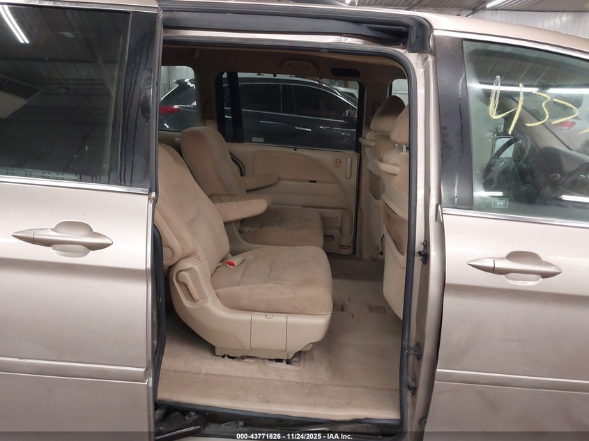 2007 Honda Odyssey Ex VIN: 5FNRL38427B409815 Lot: 43771826