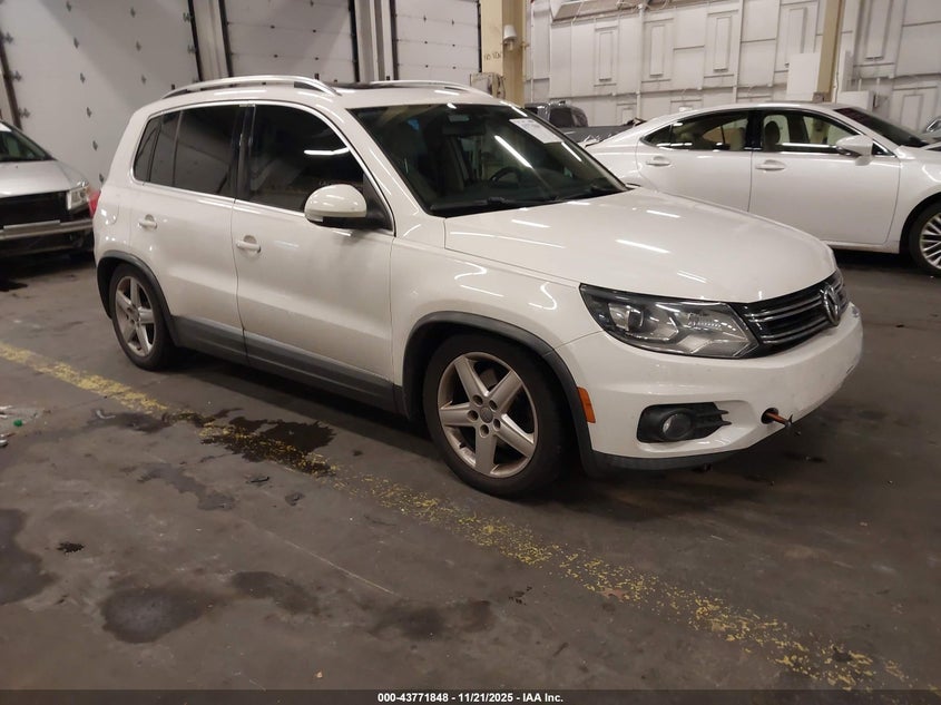 VOLKSWAGEN TIGUAN SEL