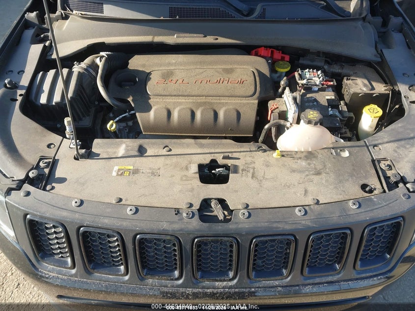 2019 Jeep Compass Altitude 4X4 VIN: 3C4NJDBB8KT623171 Lot: 43771853