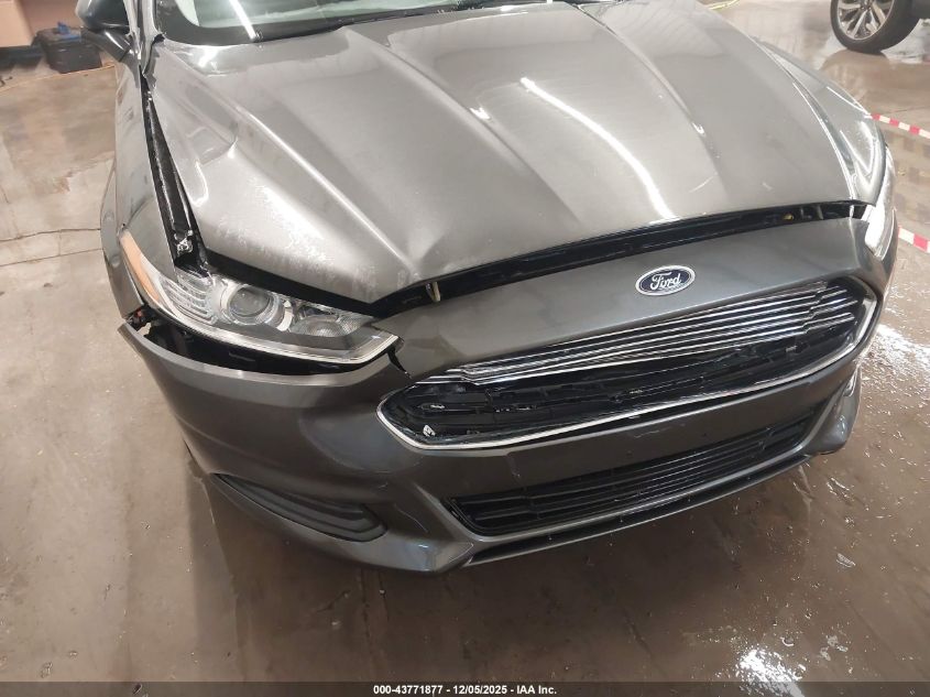 2015 Ford Fusion S VIN: 3FA6P0G77FR142532 Lot: 43771877