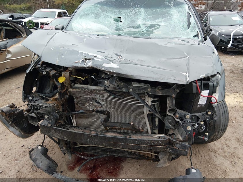 2015 Dodge Grand Caravan Sxt Plus VIN: 2C4RDGCG0FR738036 Lot: 43771911