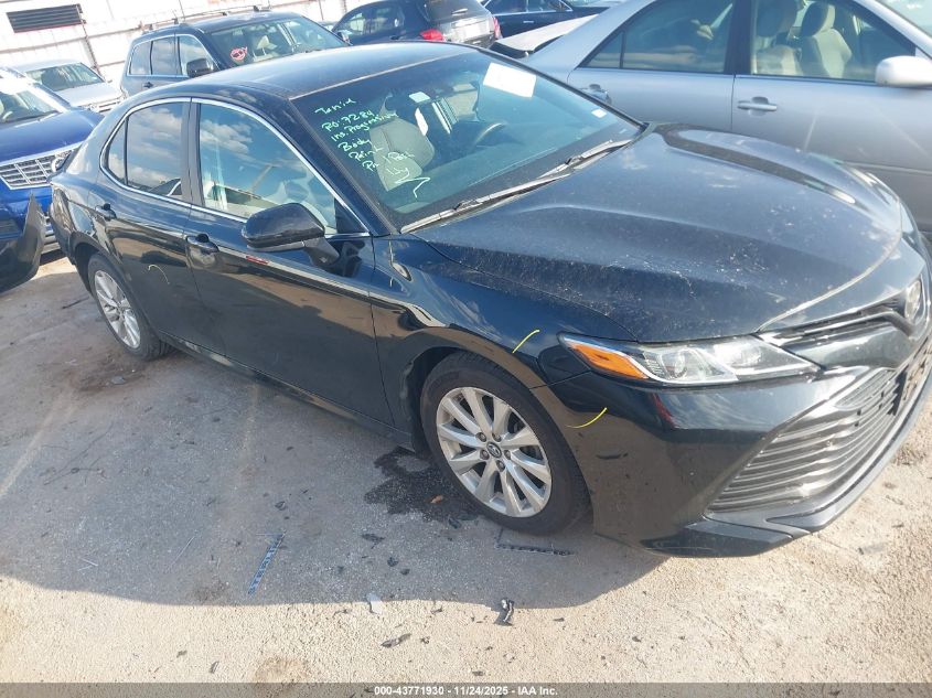 TOYOTA CAMRY LE