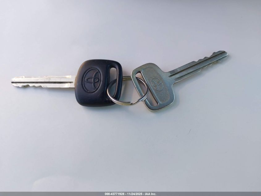 1997 Toyota Camry Le V6 VIN: 4T1BF22K6VU027961 Lot: 43771928