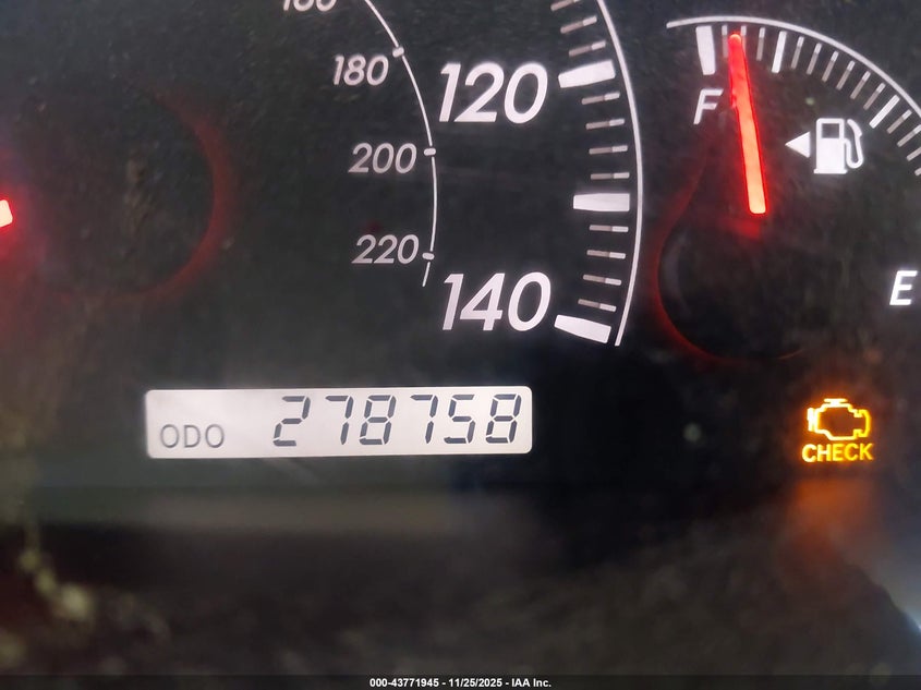 2005 Toyota Camry Le VIN: 4T1BE32K15U560762 Lot: 43771945