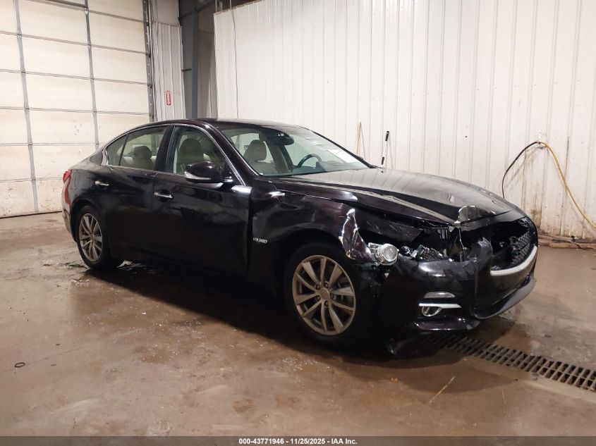 INFINITI Q50 PREMIUM