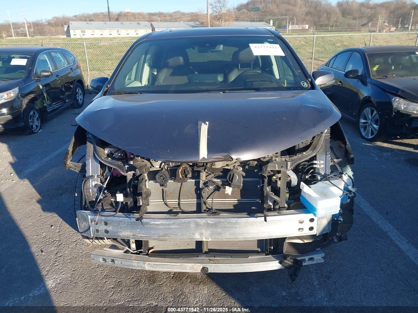 2024 Toyota Sienna Platinum VIN: 5TDESKFC0RS137821 Lot: 43771942