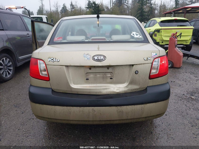 2007 Kia Rio Lx VIN: KNADE123676250136 Lot: 43771987