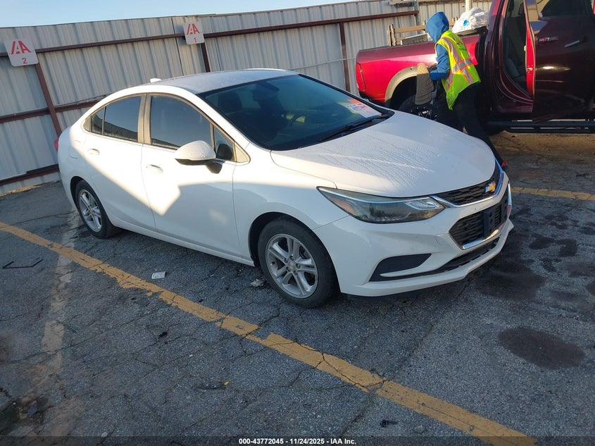 CHEVROLET CRUZE LT AUTO