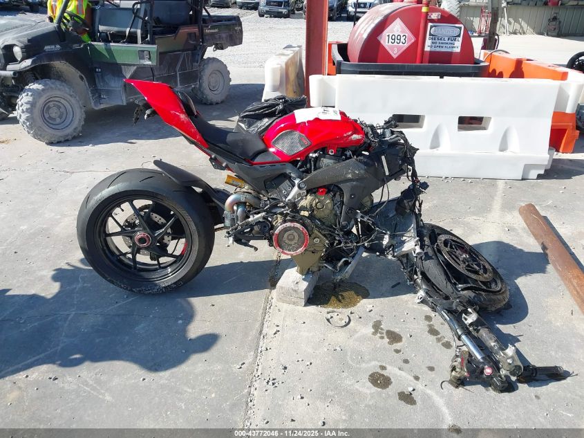 2023 Ducati Panigale V4S VIN: ZDMDAGWWXPB005311 Lot: 43772046