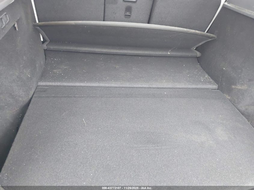 2023 Tesla Model Y Awd/Long Range Dual Motor All-Wheel Drive VIN: 7SAYGDEE8PF624671 Lot: 43772107