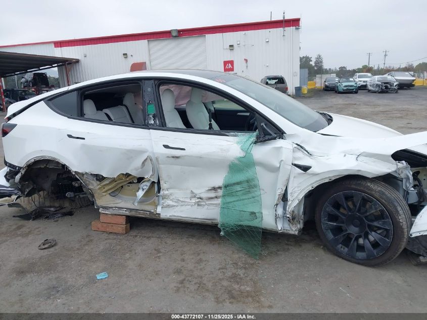 2023 Tesla Model Y Awd/Long Range Dual Motor All-Wheel Drive VIN: 7SAYGDEE8PF624671 Lot: 43772107